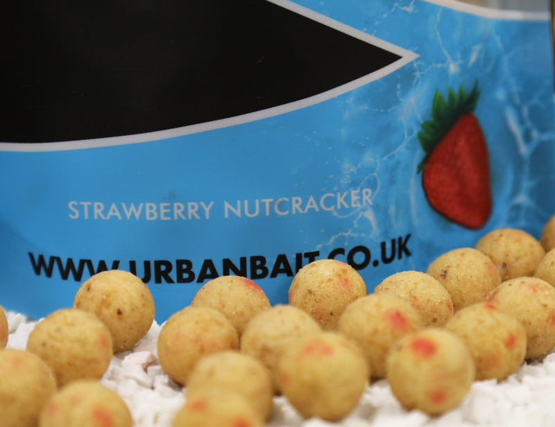 Strawberry Nutcracker Boilies - 1kg - Shelf Life - Urban Bait