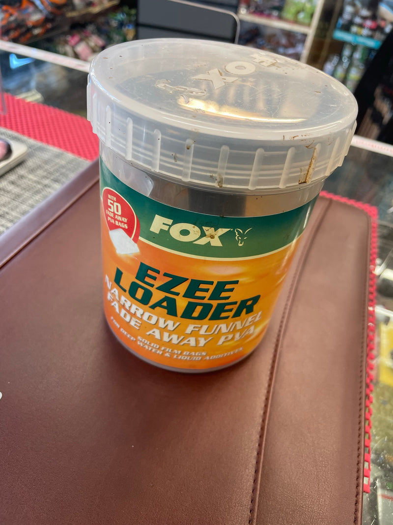 Retro Fox PVA EZEE Loader with Solid Bags and Narrow Funnel